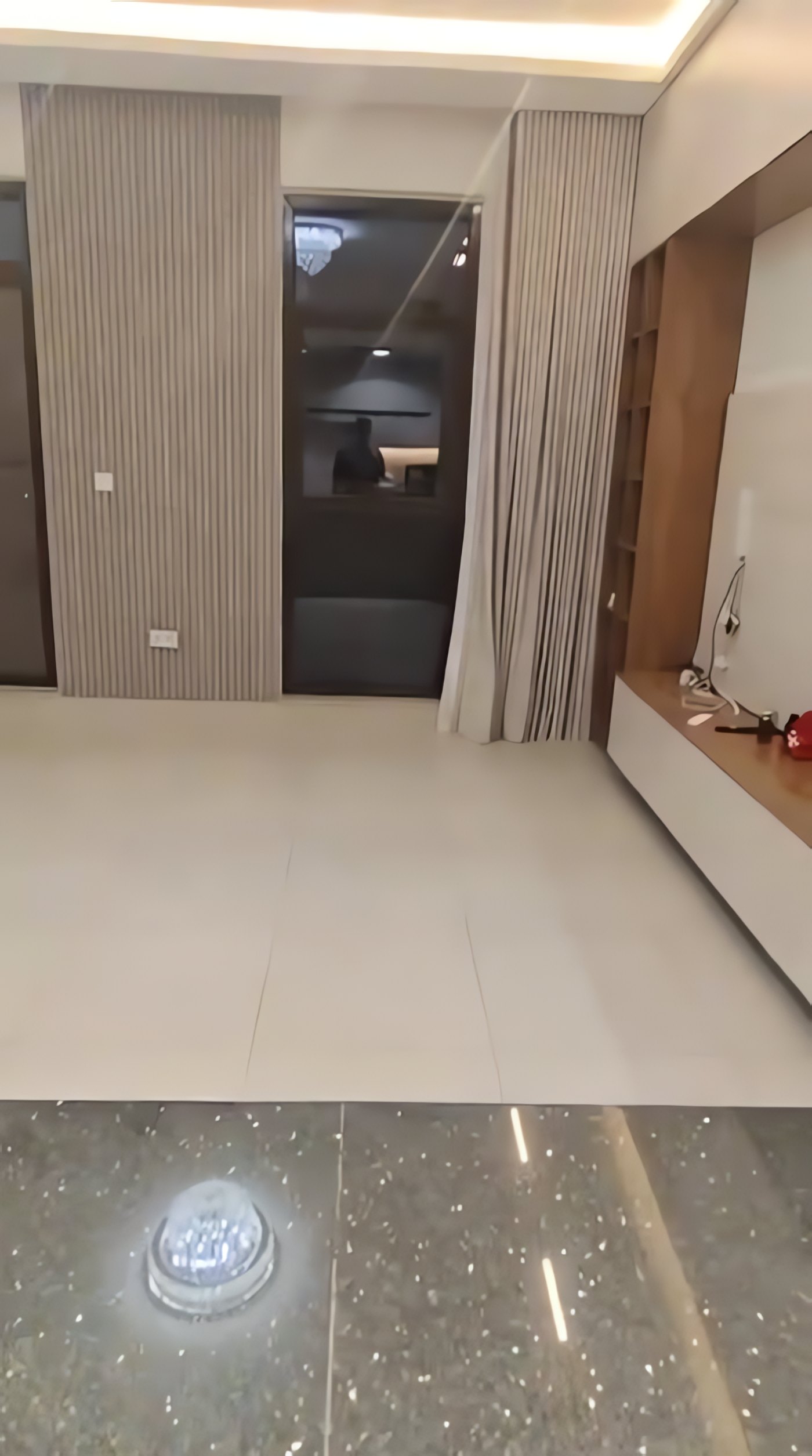 Apartment Interior, Feature wall